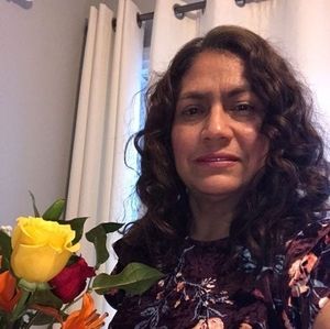 Meet your Posher, Juana